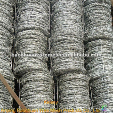 10# x 12# hot-dipped galvanized barbed wire with reasonable price in store